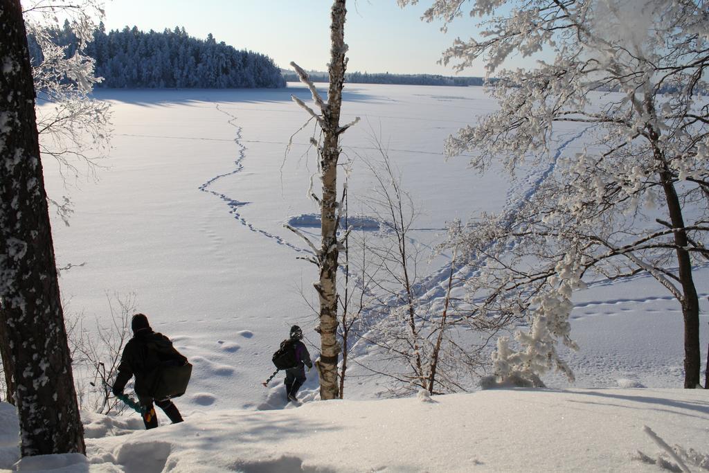 Villa Urhola, Kruunupuisto 蓬卡哈尤 外观 照片